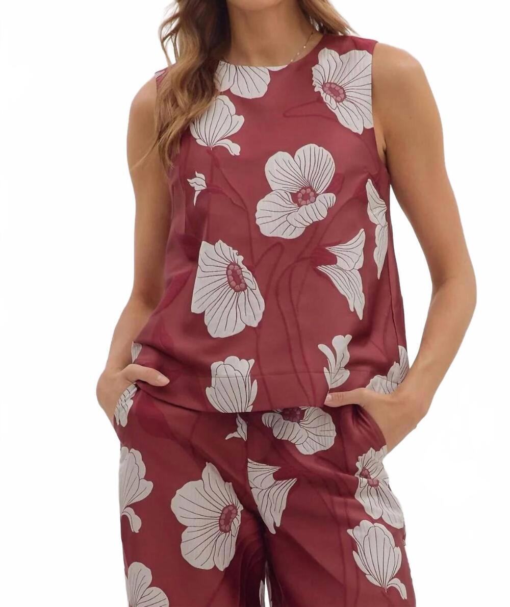 NEW ENTRO woven floral sleeveless top in ruby